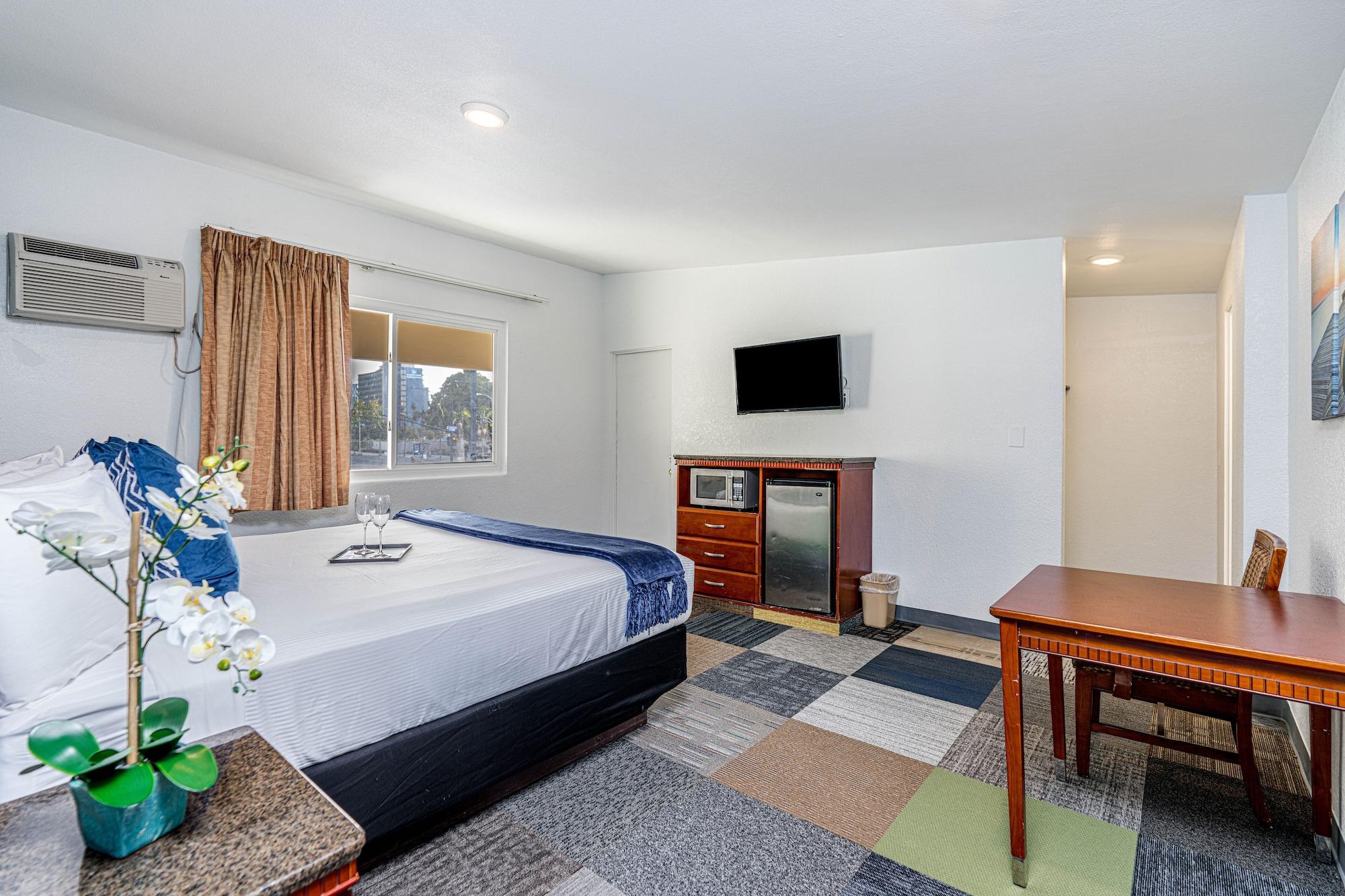 Motel The Pacific 2*